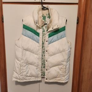 Puffy vest - like new with small blemish on one button